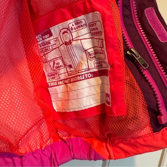 Kids 2T North Face Ski Jacket OUTER LAYER ONLY with Hood - Picture 7 of 9